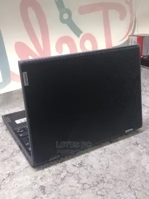 Laptop Lenovo IdeaPad 300 4GB Intel Pentium SSD 128GB