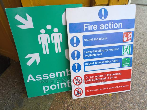 Signages / Board Signages