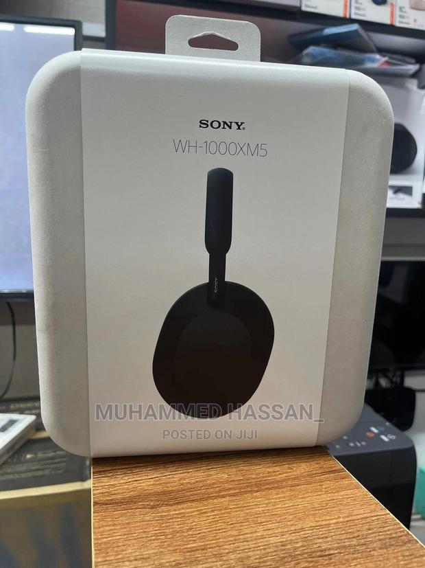 Sony Wh-1000 Xm5 Headphones - main view