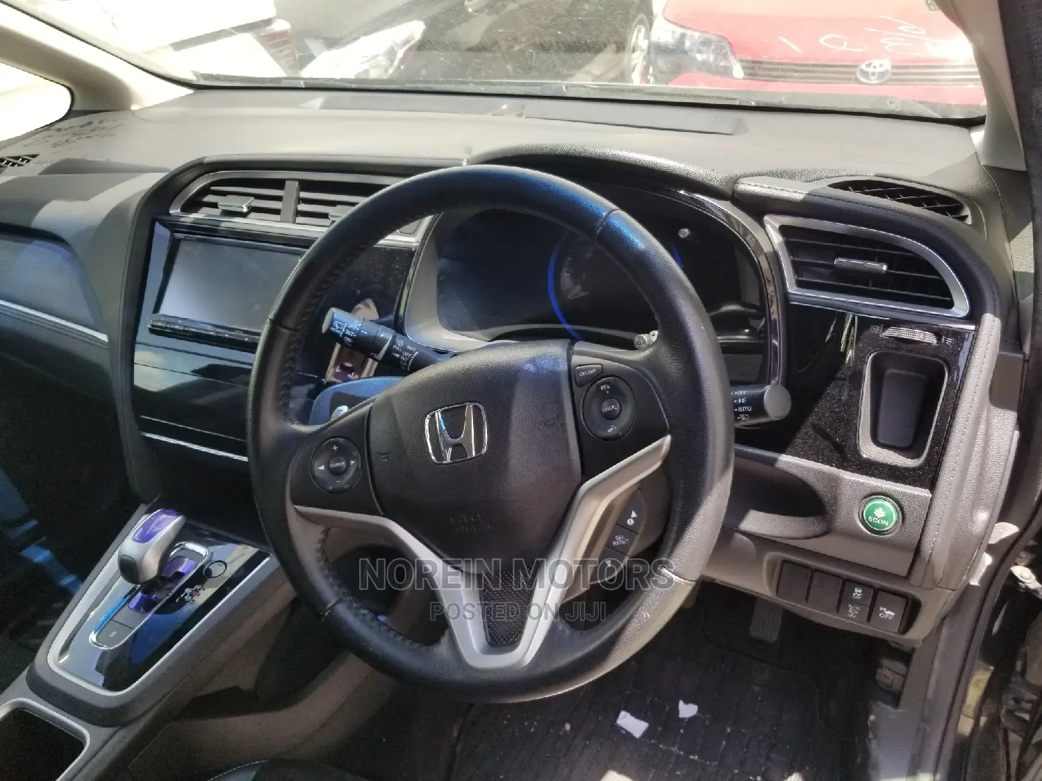 Honda Fit Shuttle 1.5 Hybrid 4WD 2015 Black