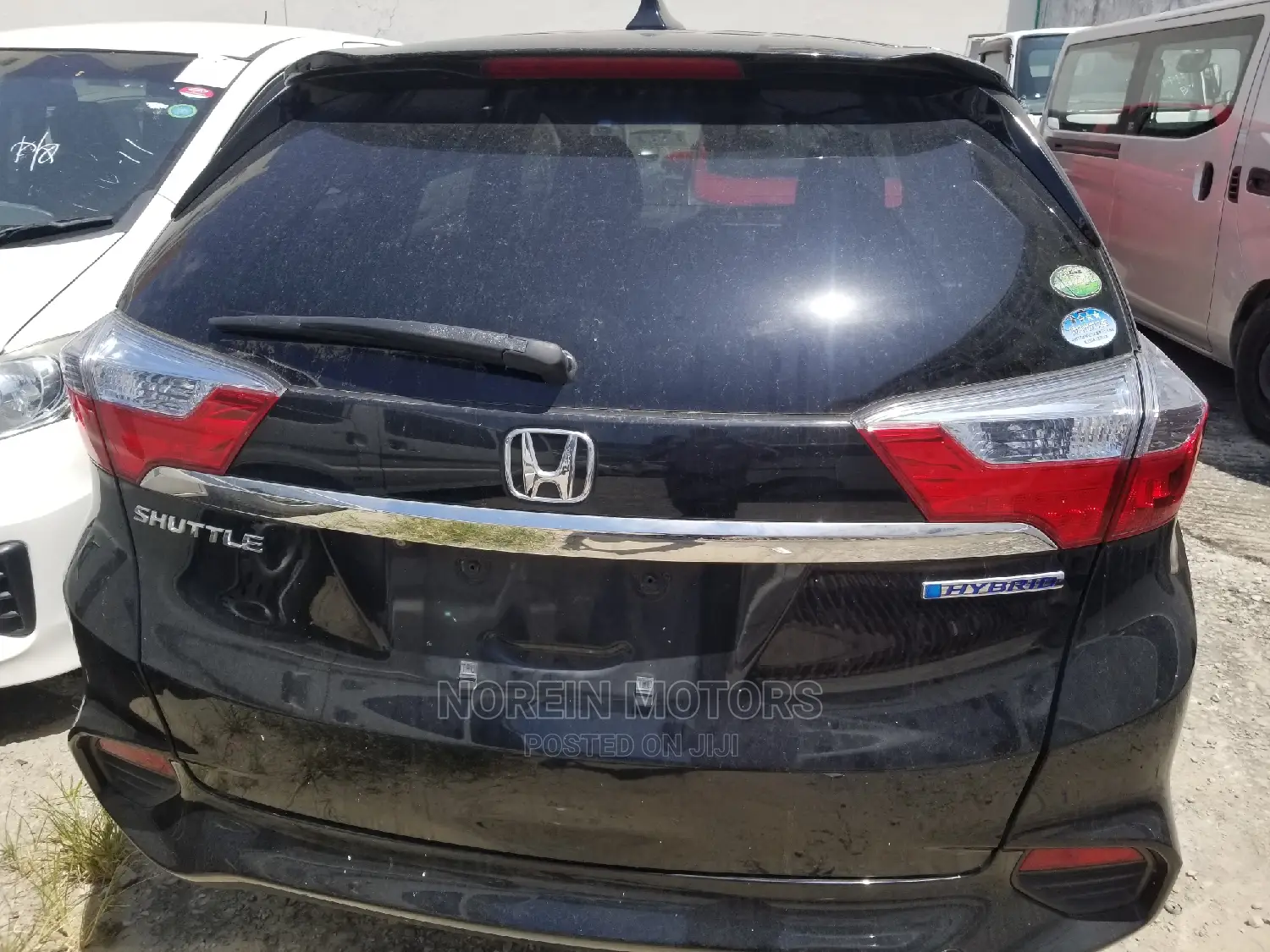 Honda Fit Shuttle 1.5 Hybrid 4WD 2015 Black