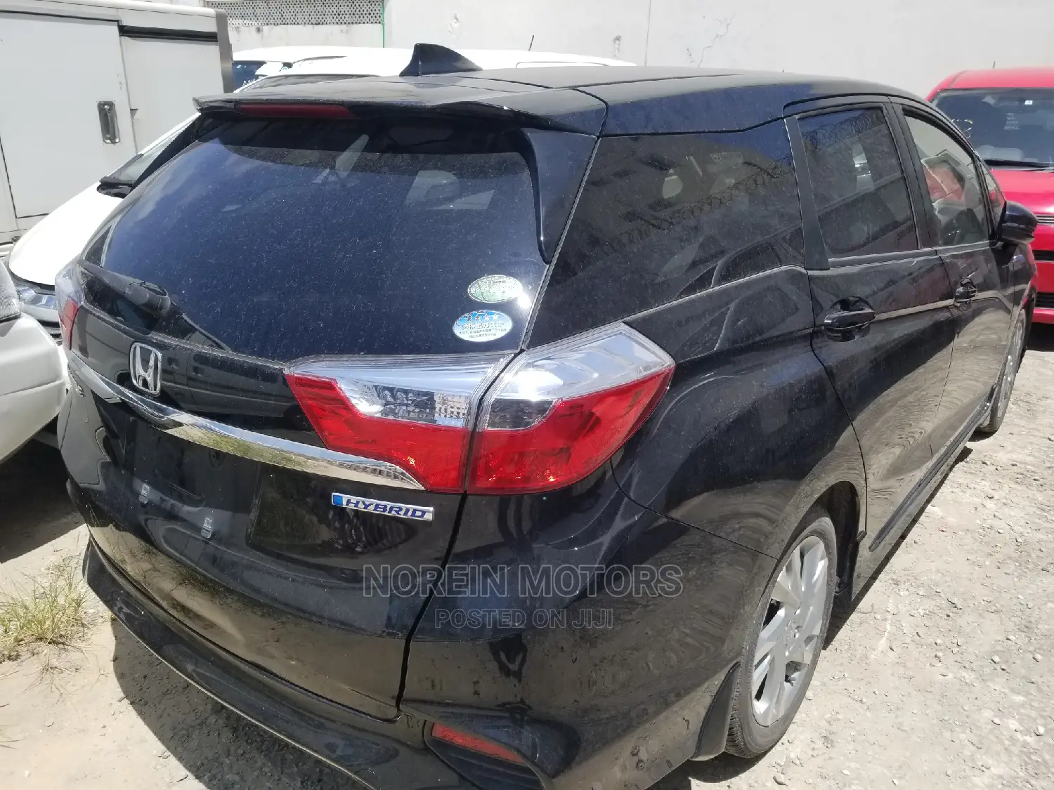 Honda Fit Shuttle 1.5 Hybrid 4WD 2015 Black