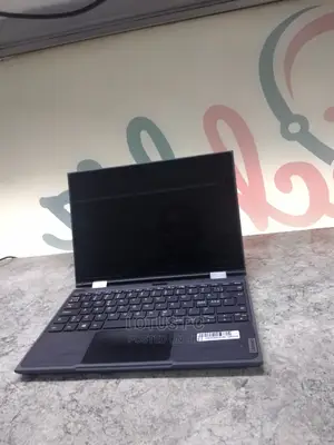 Laptop Lenovo 300e 4GB Intel Pentium SSD 128GB