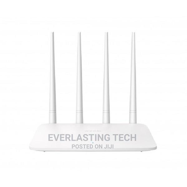 Tenda F6 Router - main view