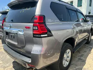 Toyota Land Cruiser Prado 2016 Brown