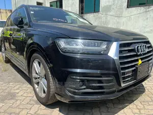 Audi Q5 2017 Black