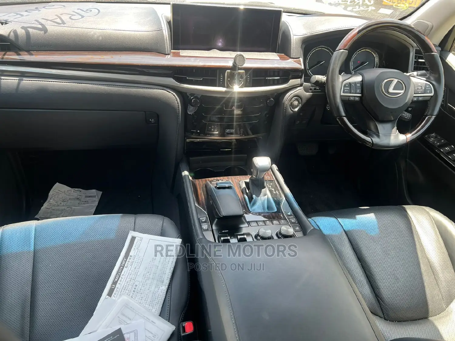 Lexus LX 570 AWD 2016 Off White