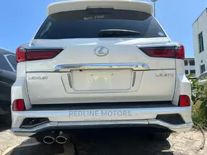 Lexus LX 570 AWD 2016 Off White