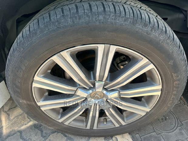Lexus LX 570 AWD 2016 Off White - thumbnail 4
