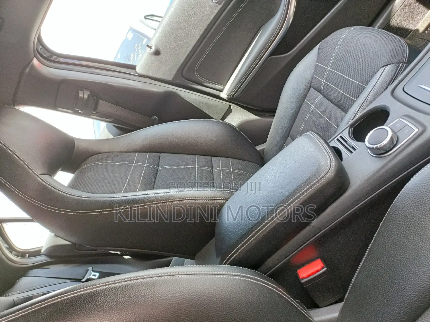 Mercedes-Benz B-Class 2015 Black