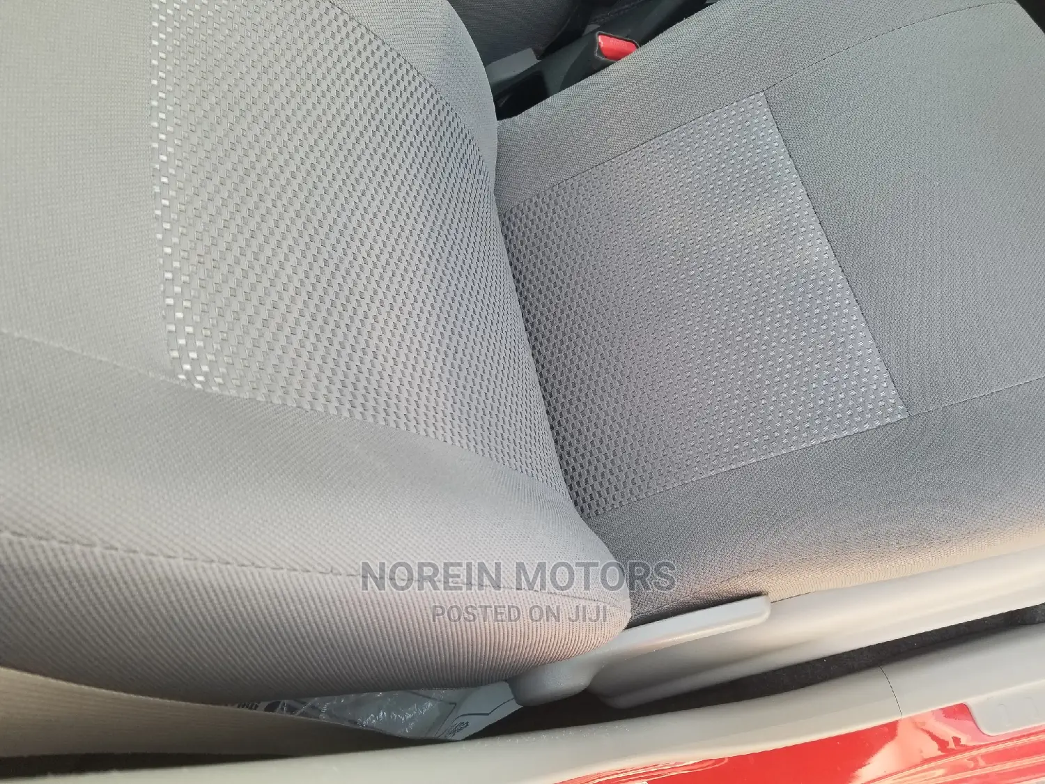 Daihatsu Mira 2015 Red