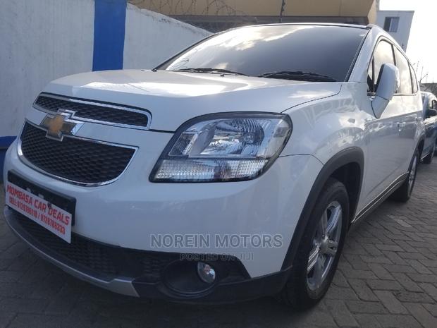 Chevrolet Orlando 2.0 2015 White - thumbnail 2