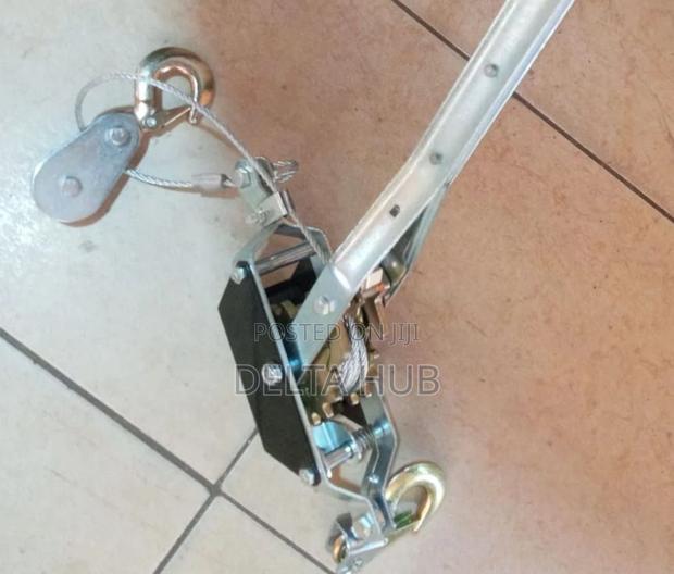 Ratchet Strainer - main view