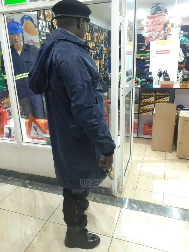 Heavy Duty Raincoats - thumbnail 3