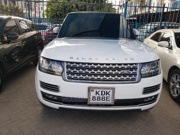 Land Rover Range Rover Vogue 2015 White