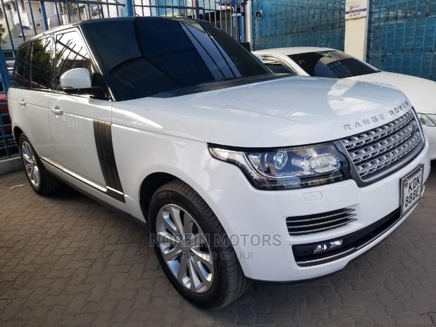 Land Rover Range Rover Vogue 2015 White - thumbnail 2
