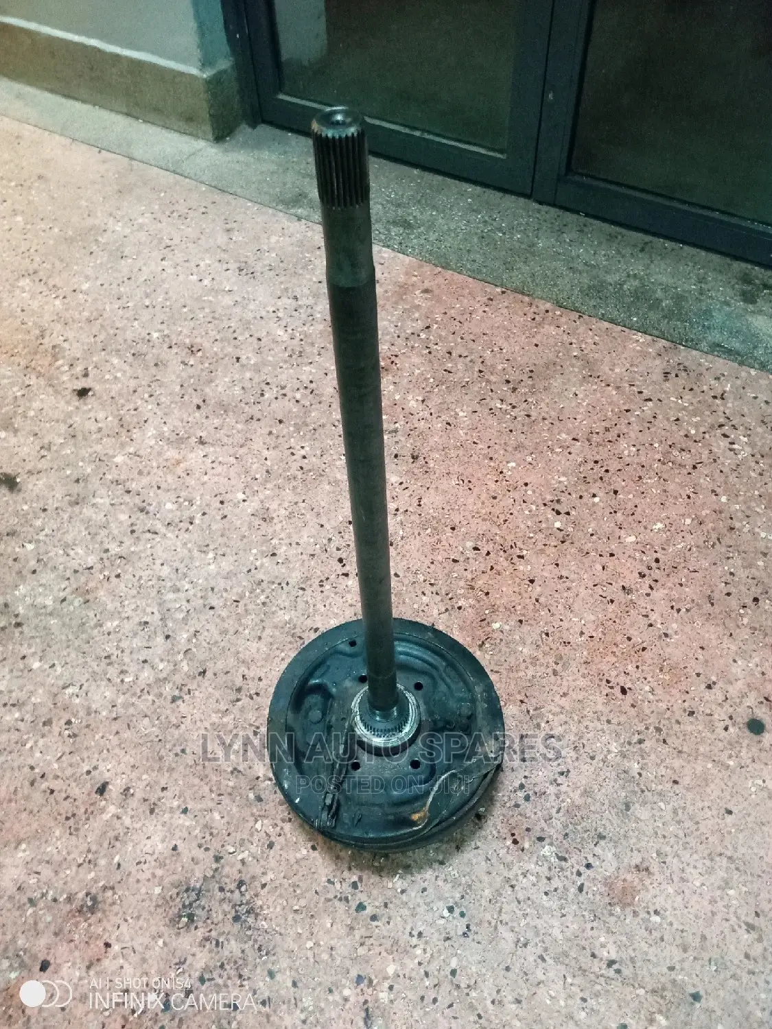 Vannete Axle