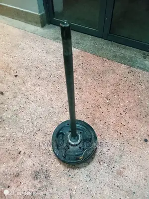 Vannete Axle