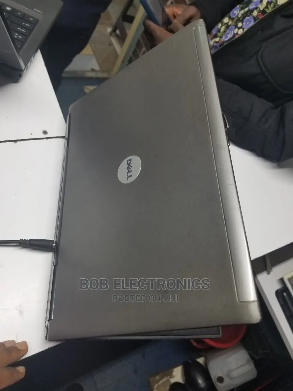 Laptop Dell Inspiron Mini 1018 3GB Intel Celeron HDD 320GB