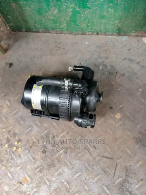 Toyota Hiace 7l Fuel/Hand Pump Assemble