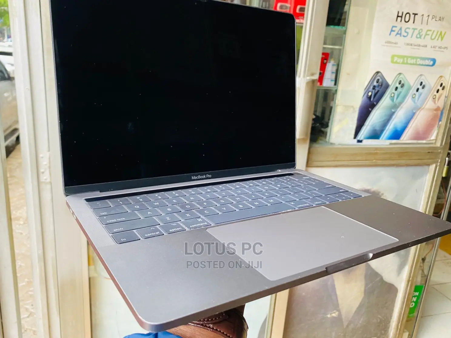 Laptop Apple MacBook Pro 2017 16GB Intel Core I7 SSD 512GB