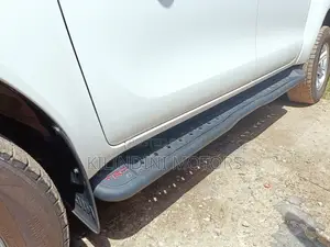 Toyota Hilux 2016 White