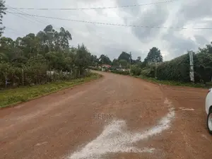 2 Acres Othaya/Witima Touching Tarmac.