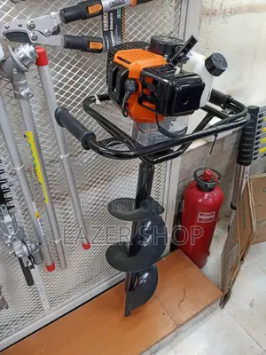 Earth Aeger/Hole Digger Machine