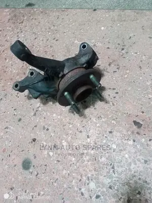 Demio Front Hub