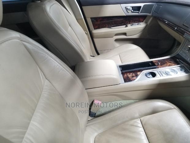 Jaguar XF 2015 Blue - thumbnail 4