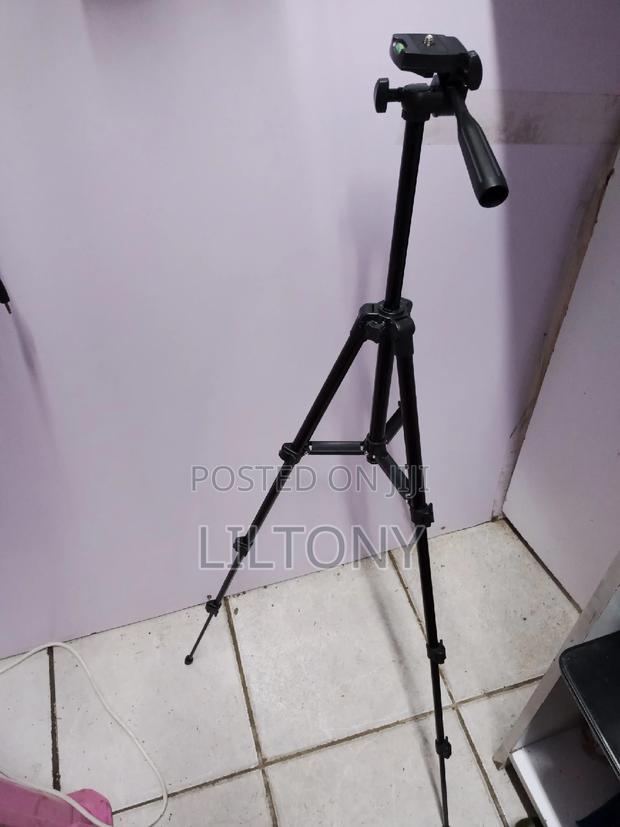 Phone Tripod Stand - main view