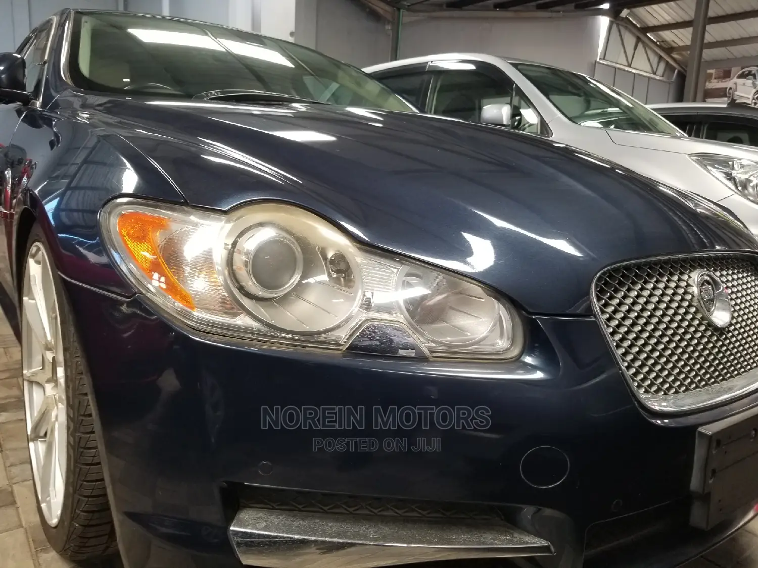 Jaguar XF 2015 Blue