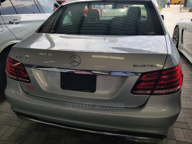 Mercedes-Benz E220 2015 Silver - thumbnail 13