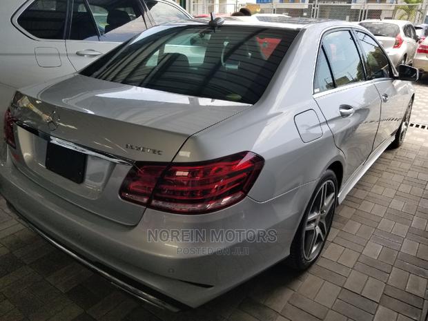 Mercedes-Benz E220 2015 Silver - thumbnail 14