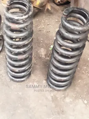 Toyota Land Cruser Heavy Duty Springs Ans Shocks Avairable
