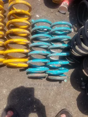 Toyota Land Cruser Heavy Duty Springs Ans Shocks Avairable