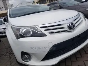 Toyota Avensis 2015 White