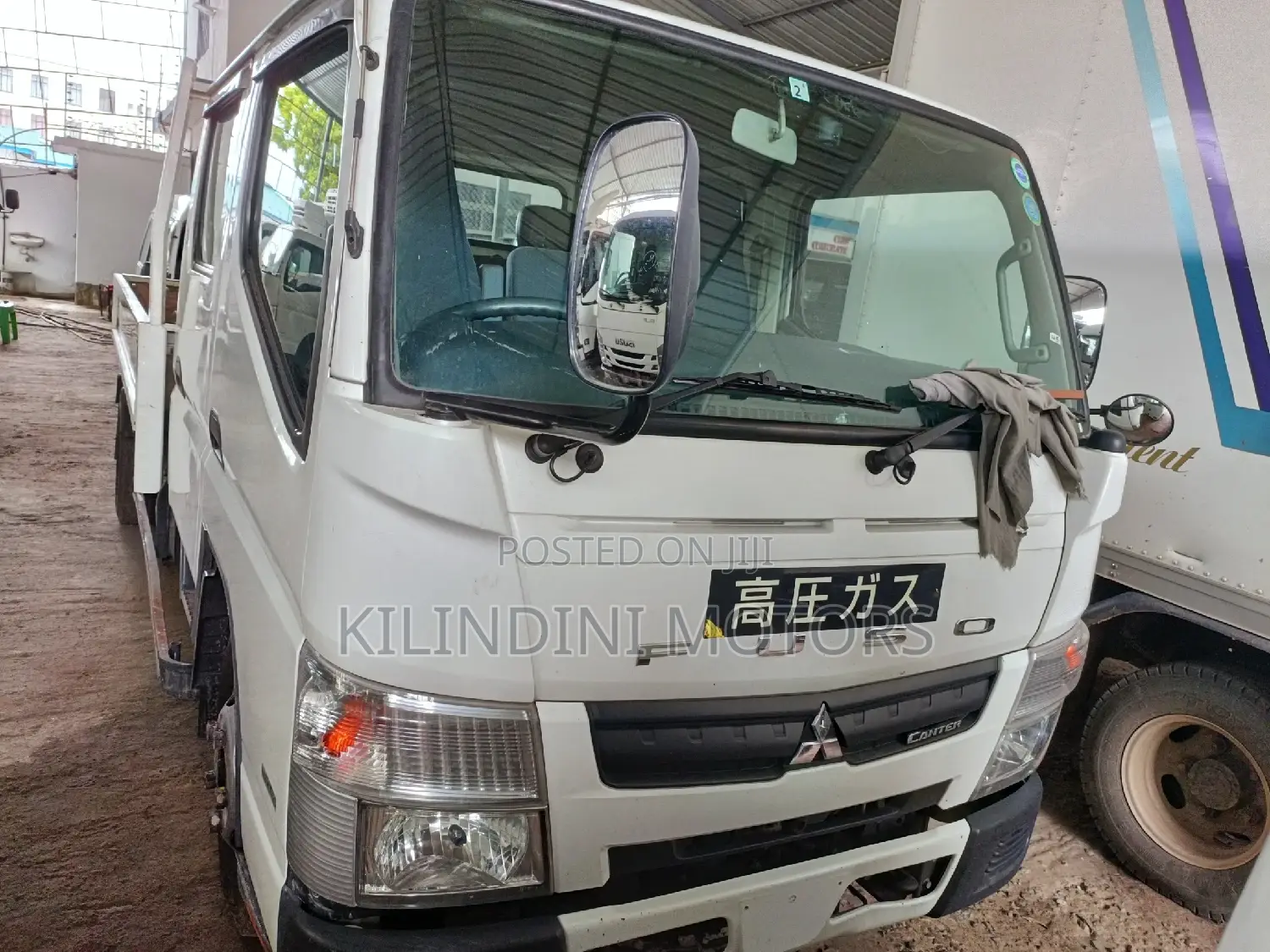 Fuso Canter Double Cabin