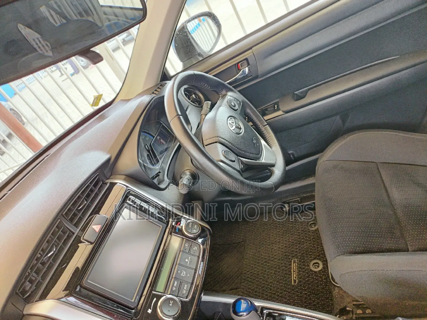 Toyota Corolla Fielder 2016 Blue