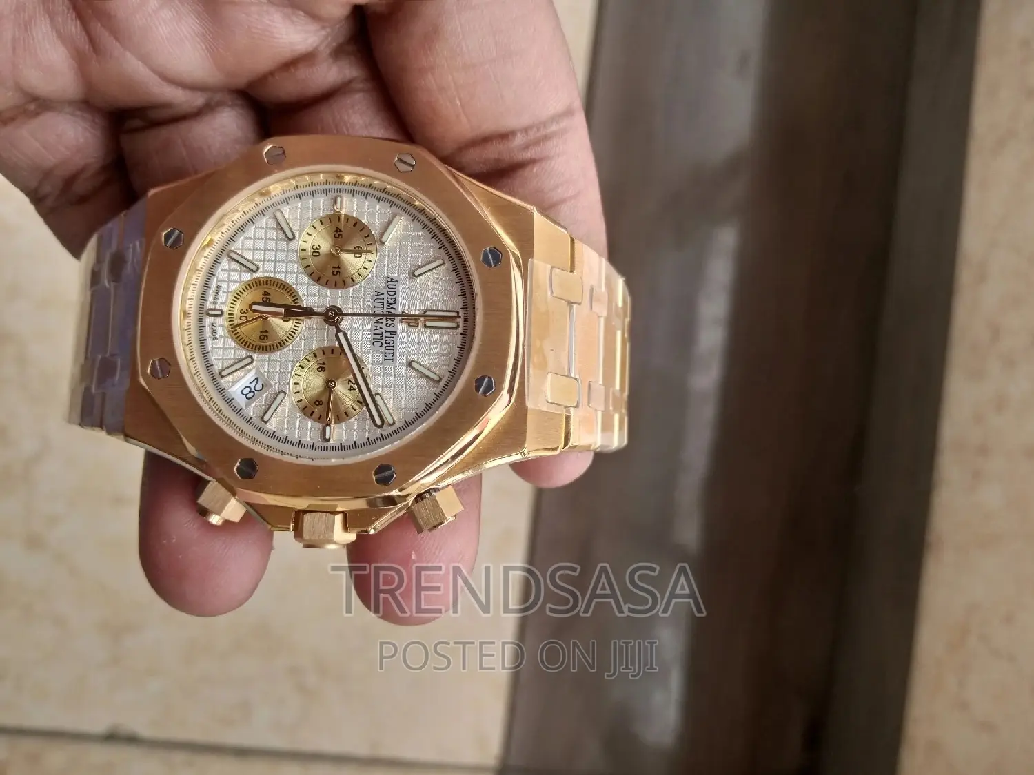 Audemars Piguet Chronograph Watch White Dial Yellow Gold