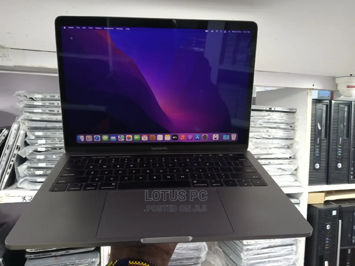 Laptop Apple MacBook Pro 2017 16GB Intel Core I7 SSD 512GB