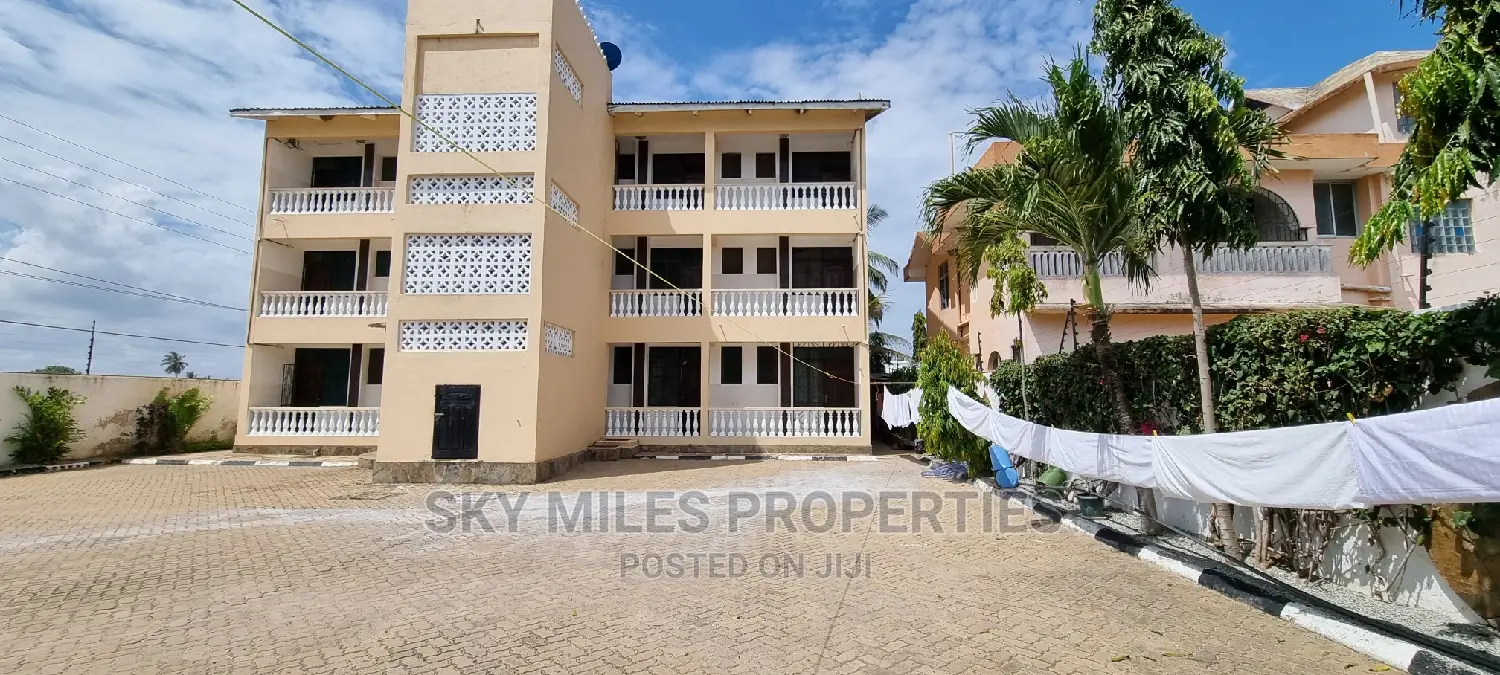 Studio Apartments Serena Available for Short-Term Stay