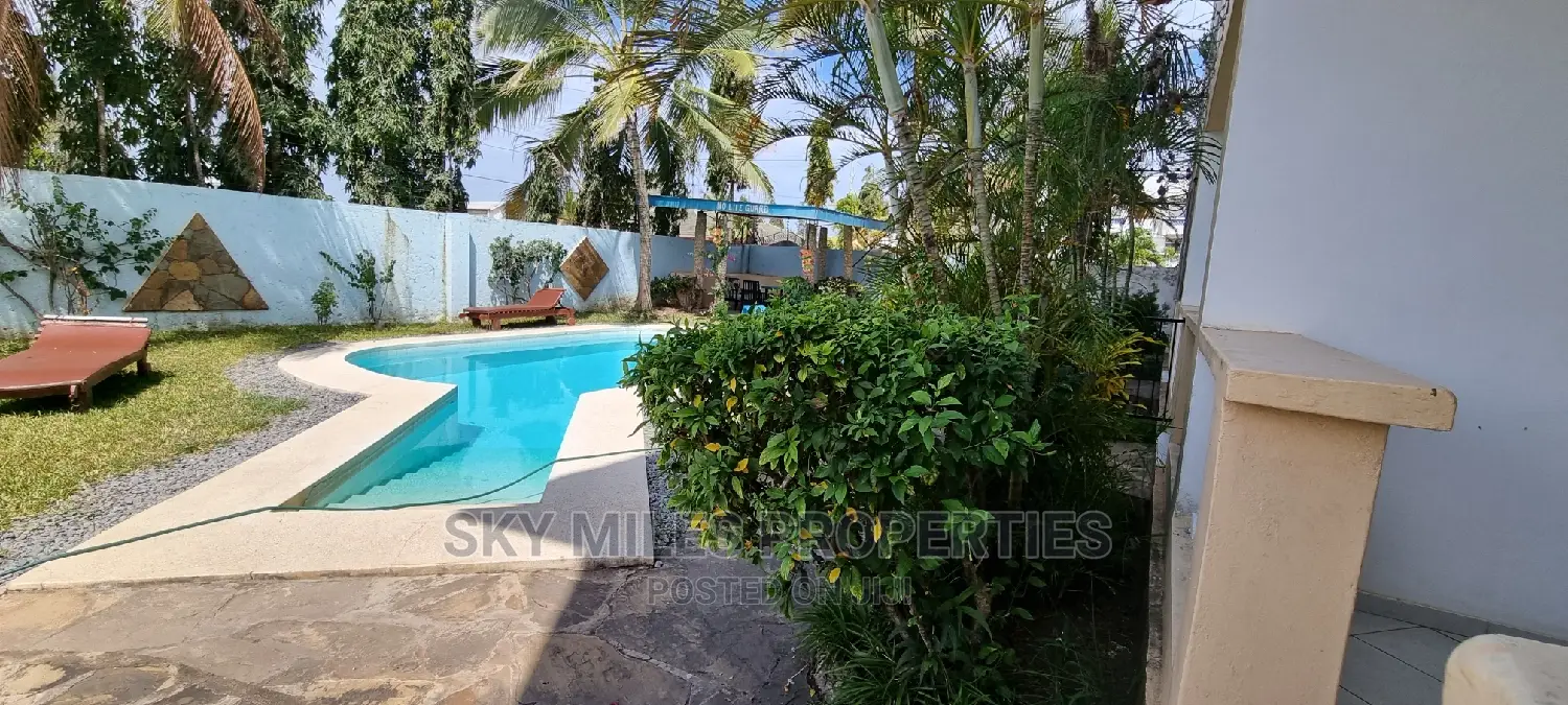 Studio Apartments Serena Available for Short-Term Stay