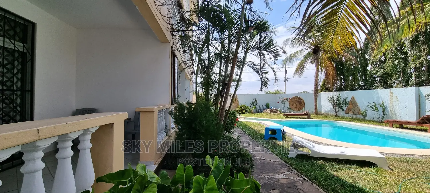 Studio Apartments Serena Available for Short-Term Stay