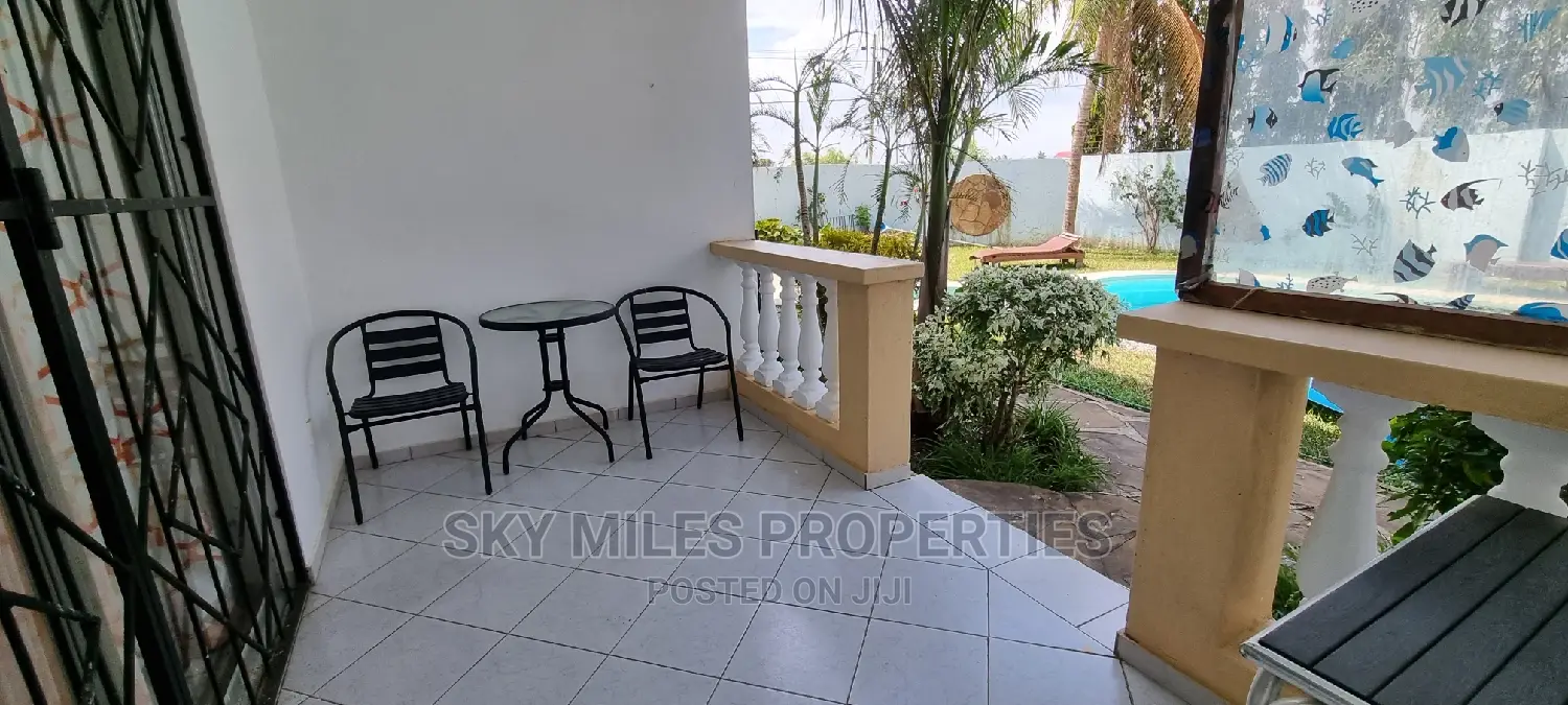 Studio Apartments Serena Available for Short-Term Stay