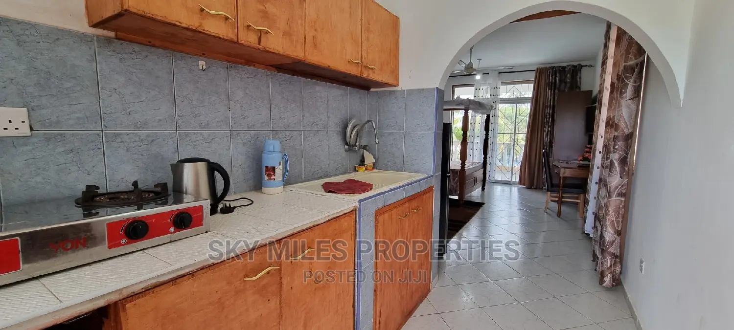 Studio Apartments Serena Available for Short-Term Stay