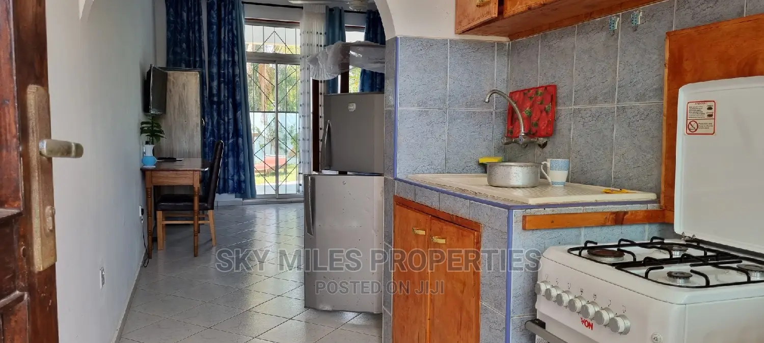 Studio Apartments Serena Available for Short-Term Stay