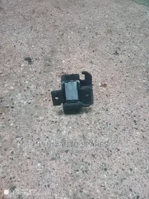 ZD30 Engine Mounting