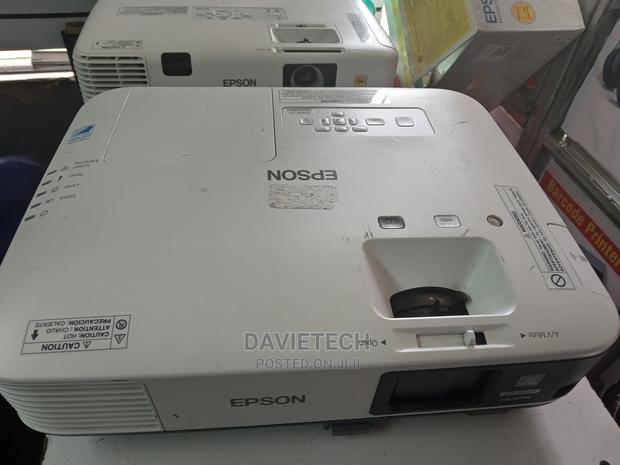 EPSON Eb 2255 Projector - thumbnail 2