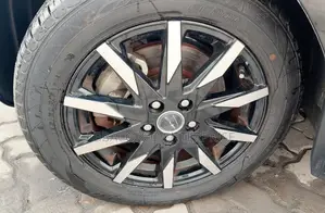 Toyota Sienta 1.5 FWD 2016 Black